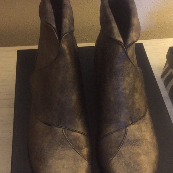 Everybody ankle boots by BZ. Moda - Picture 2 of 3